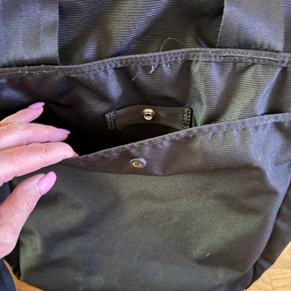 GRAVIS BLACK SHOULDER and/or TRAVEL BAG - Picture 10 of 13